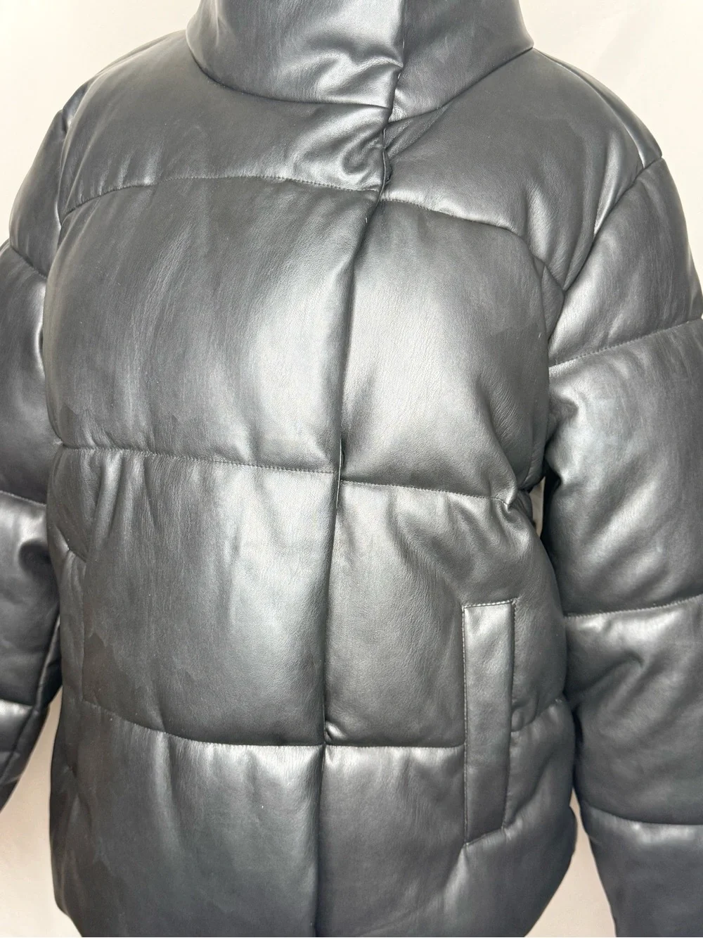 Stylus Black Faux Leather Puffer Jacket - Size L